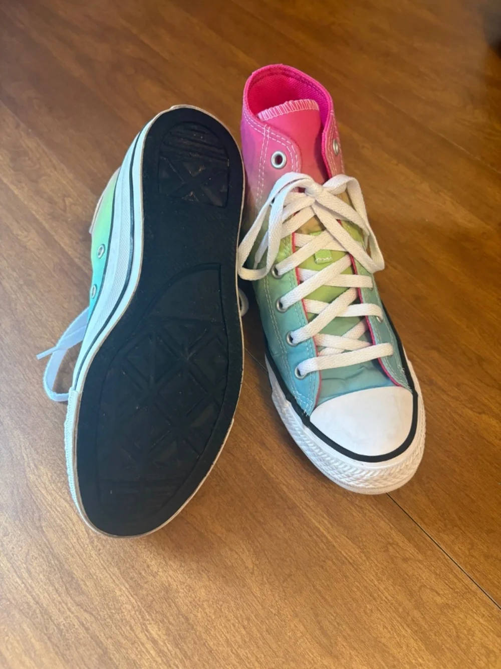 Girls high top converse